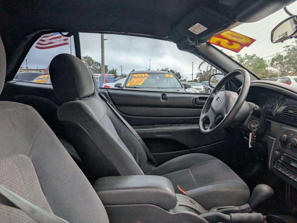 2005 Chrysler Sebring Base photo 12