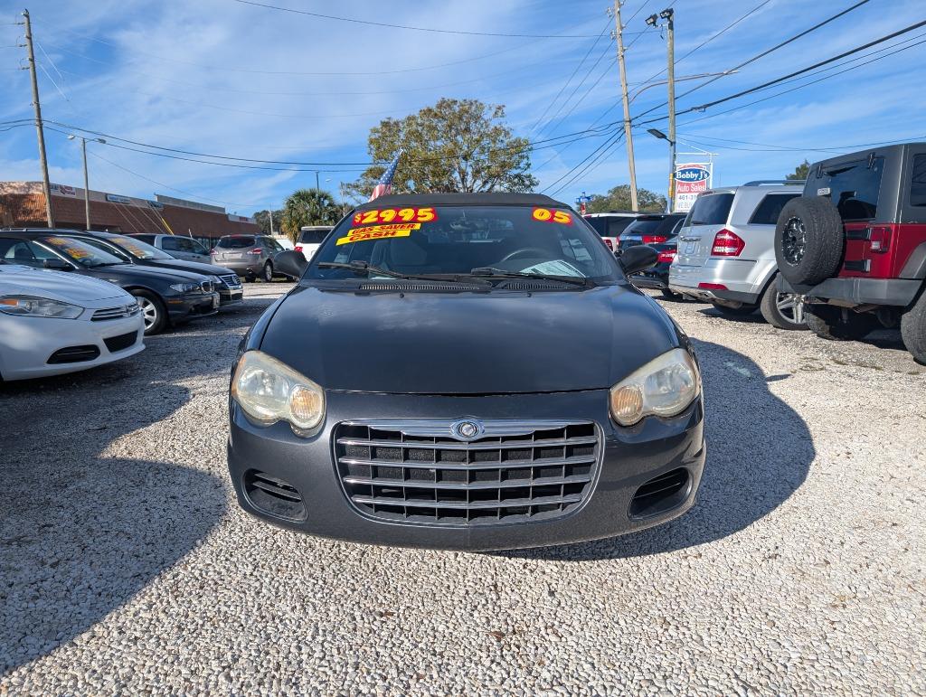 2005 Chrysler Sebring Base photo 2