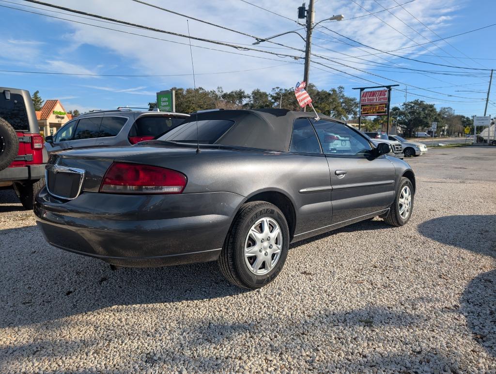 2005 Chrysler Sebring Base photo 7