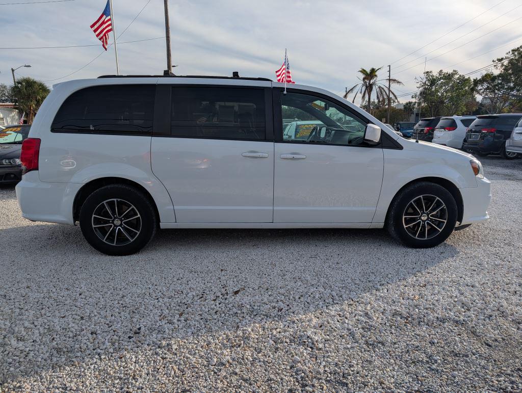 2018 Dodge Grand Caravan GT photo 4