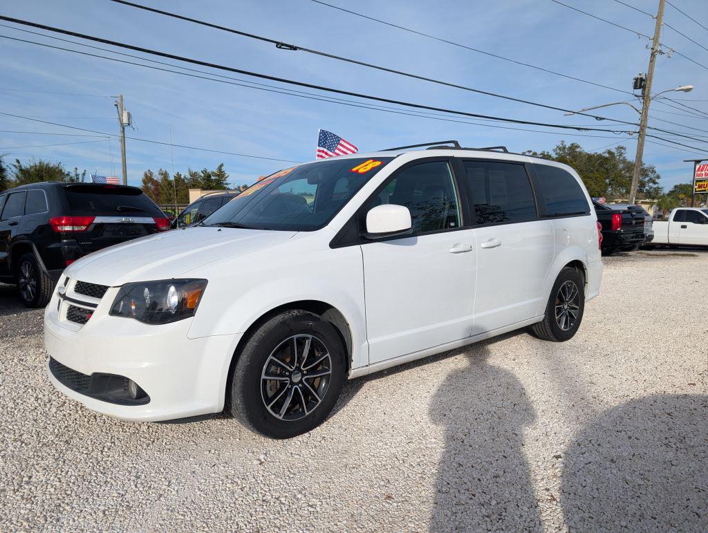 Dodge Grand Caravan's photo