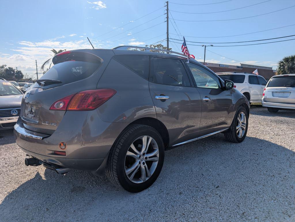 2009 Nissan Murano LE photo 5