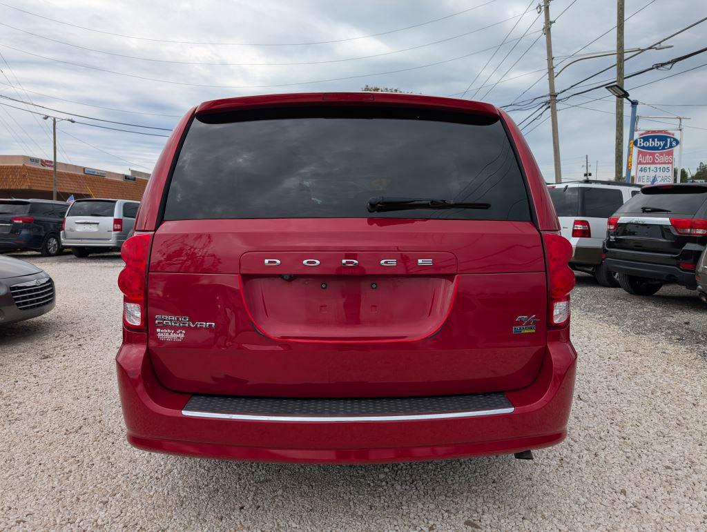 2016 Dodge Grand Caravan R/T photo 6