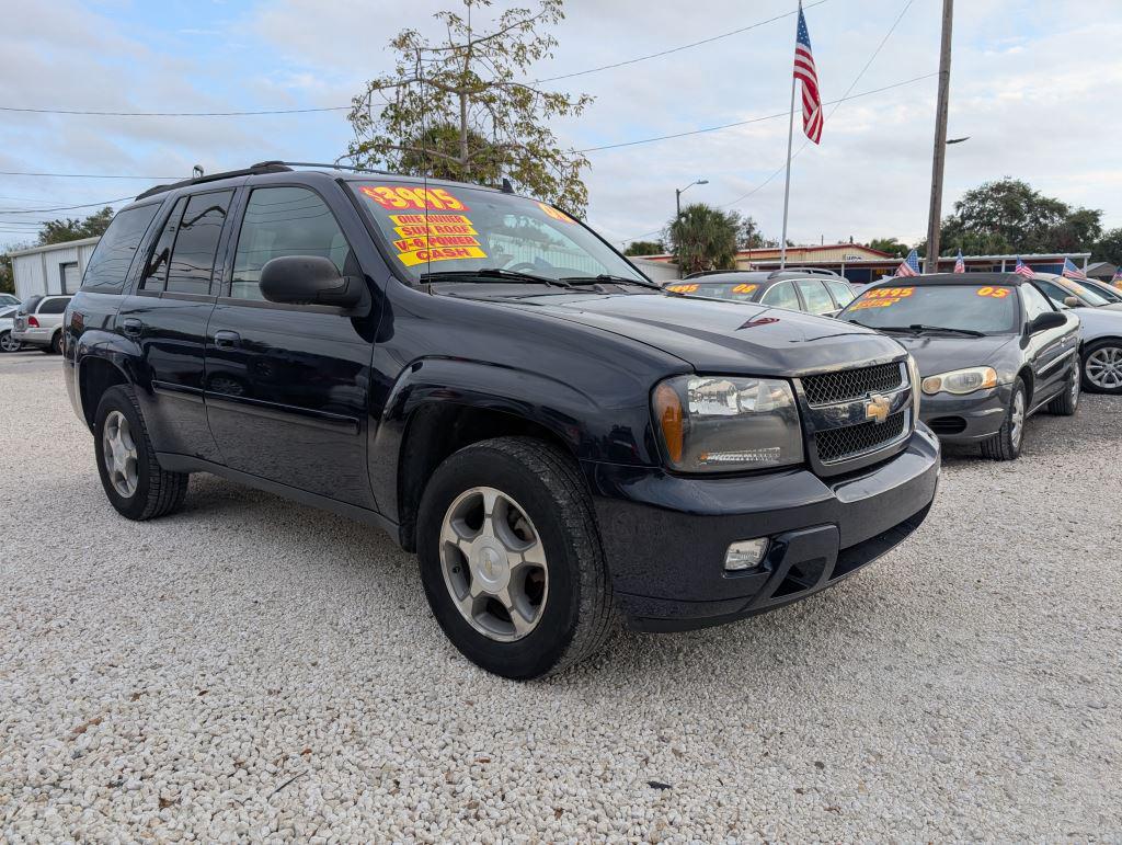 2008 Chevrolet TrailBlazer null photo 3