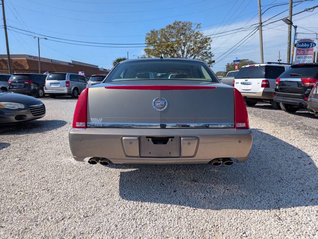 2007 Cadillac DTS null photo 6