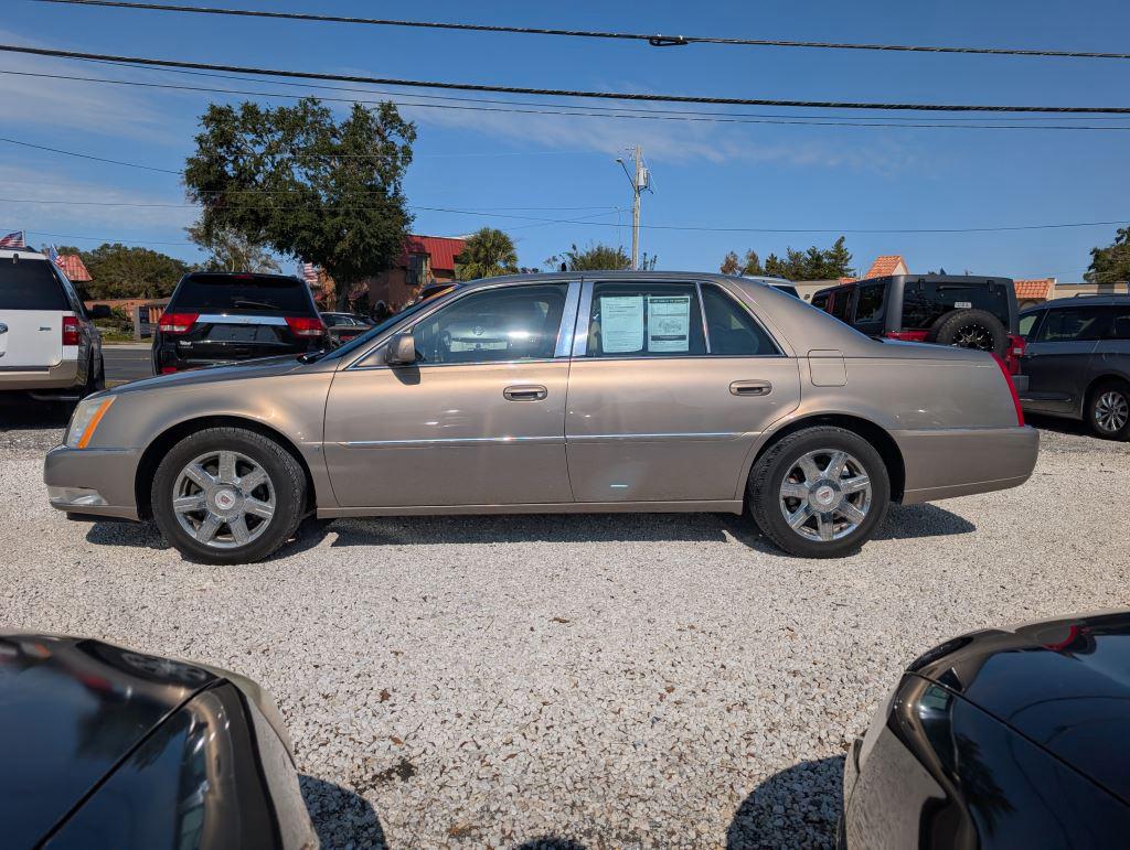 2007 Cadillac DTS null photo 8