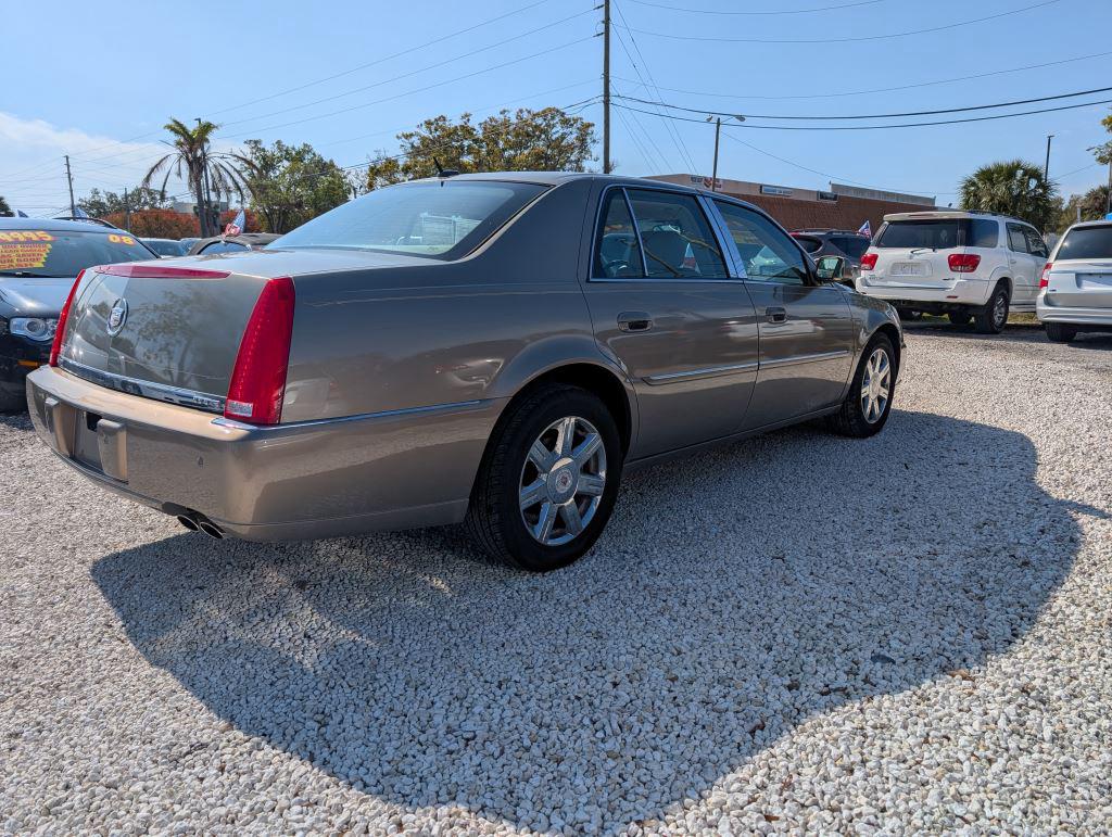 2007 Cadillac DTS null photo 5