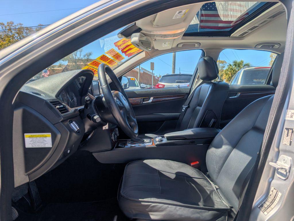 2008 Mercedes-Benz C-Class C300 Sport - Photo 9