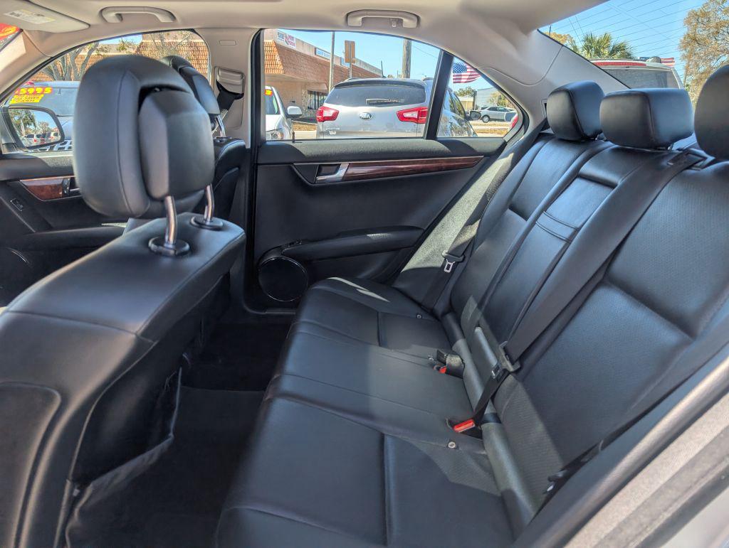 2008 Mercedes-Benz C-Class C300 Sport - Photo 10