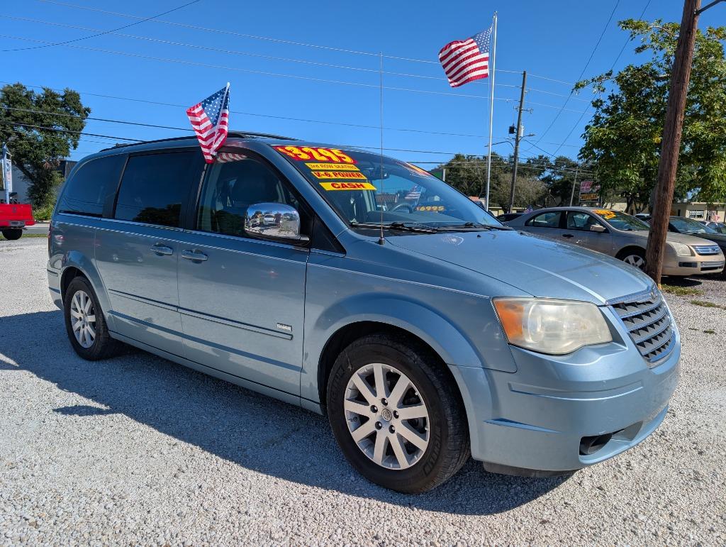 2008 Chrysler Town & Country Touring