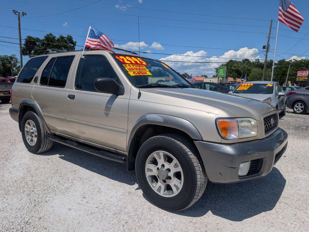 2001 Nissan Pathfinder SE