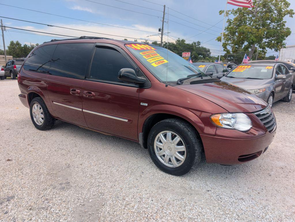 2007 Chrysler Town & Country Touring LWB's photo